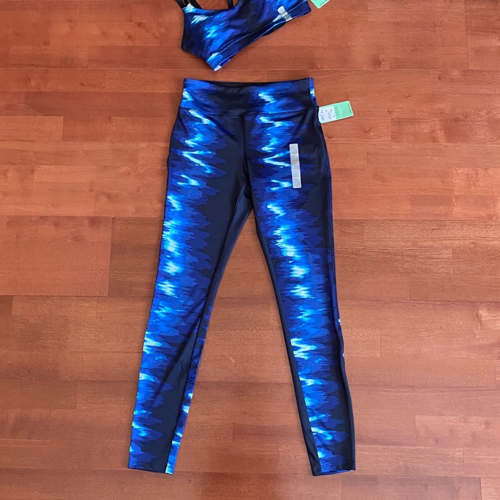 NEW! F21 WORKOUT SET - Picture 6 of 6
